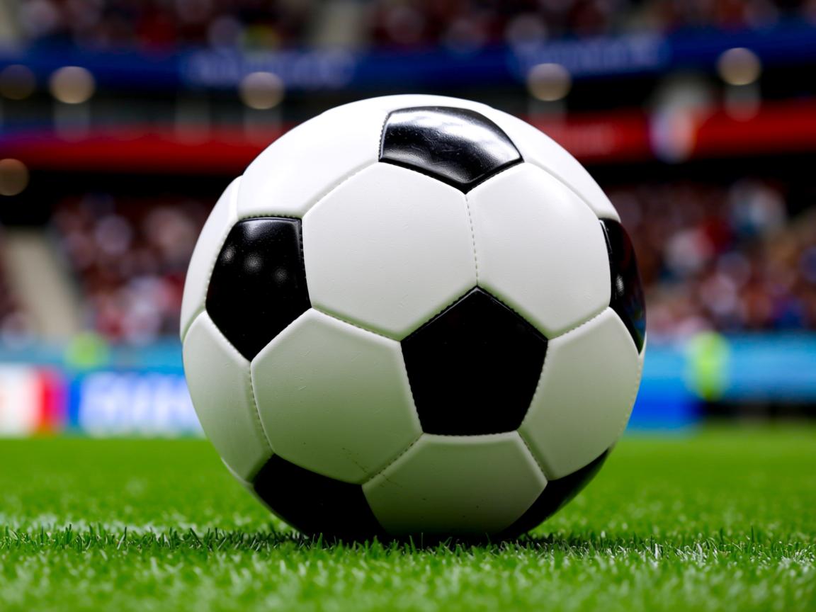 九游娱乐网站-加拿大队赛制分析:如何通过合理战术调整提升整体表现,加拿大队阵容 第3张